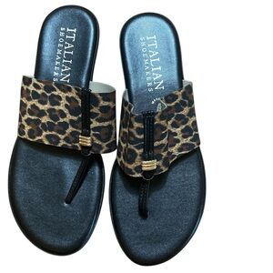 Italian Shoemakers black with animal print sandals slides thong sandals size 7